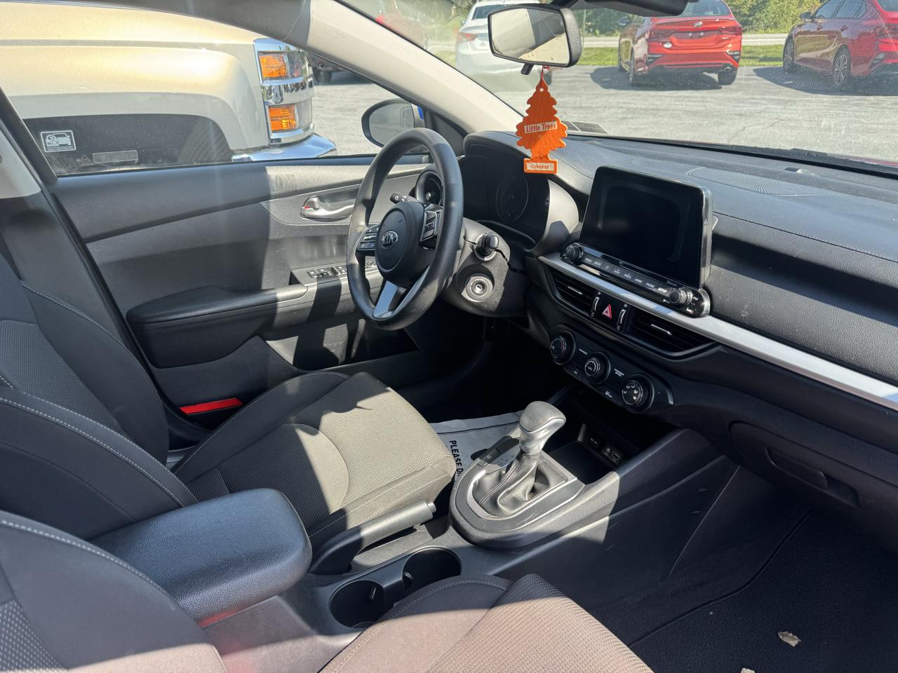 Kia Forte photo 24
