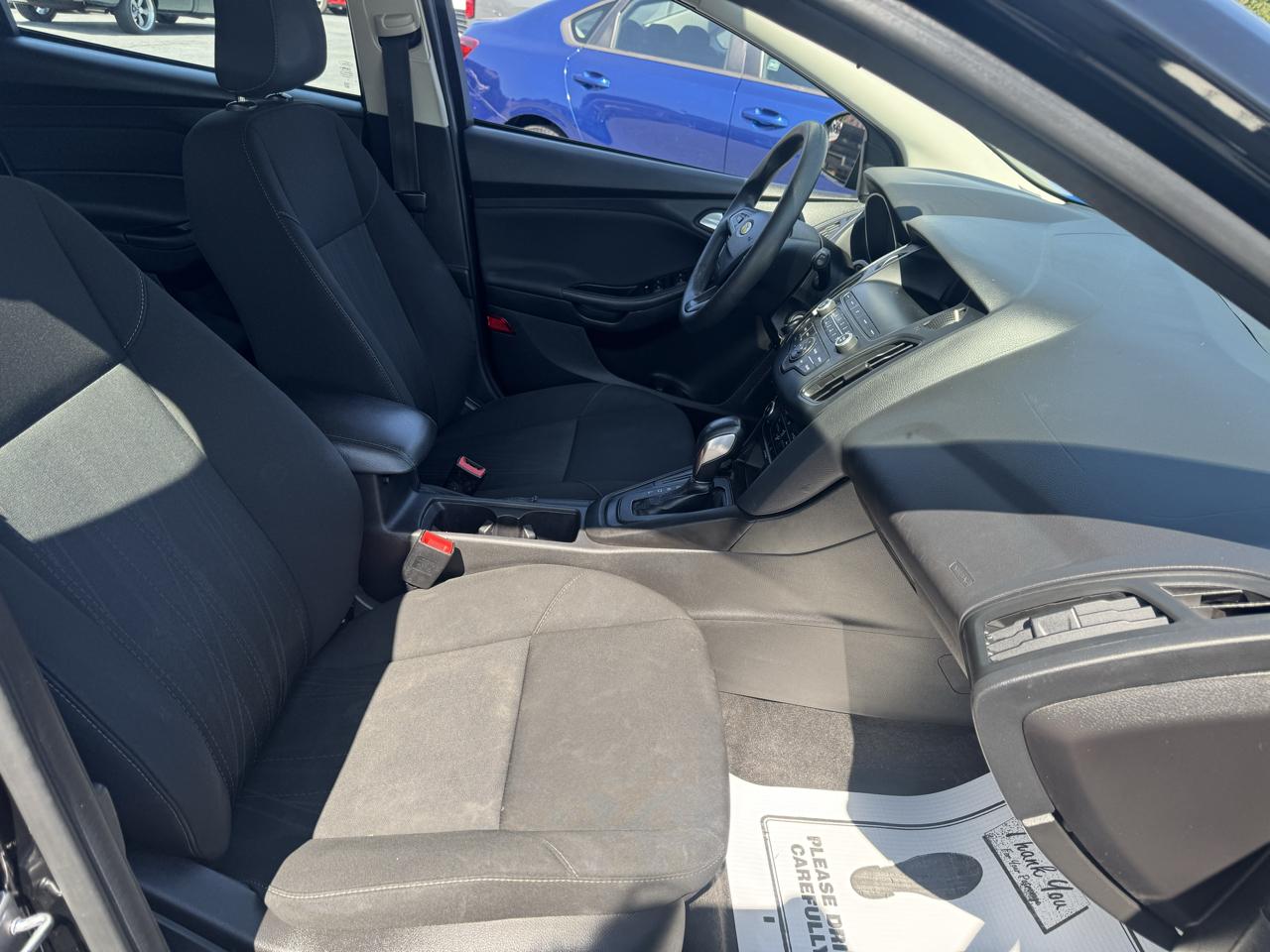 Ford Focus photo 19