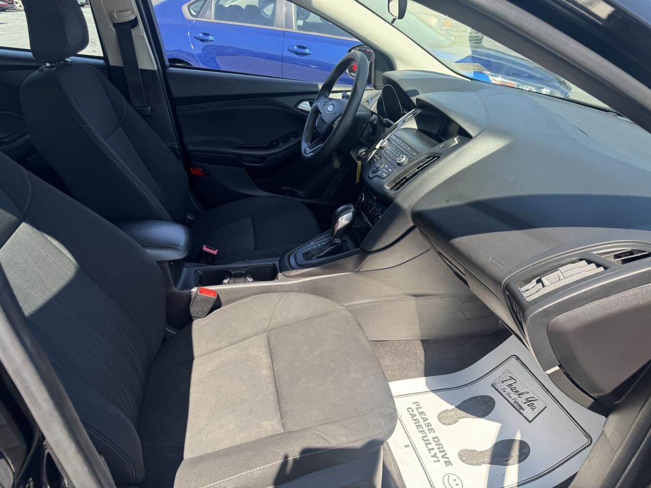 Ford Focus photo 21