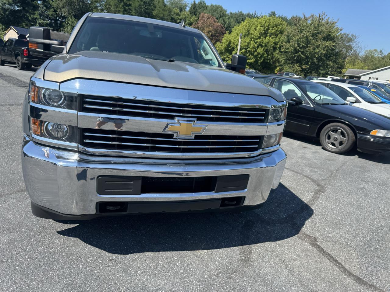 Chevrolet Silverado photo 15