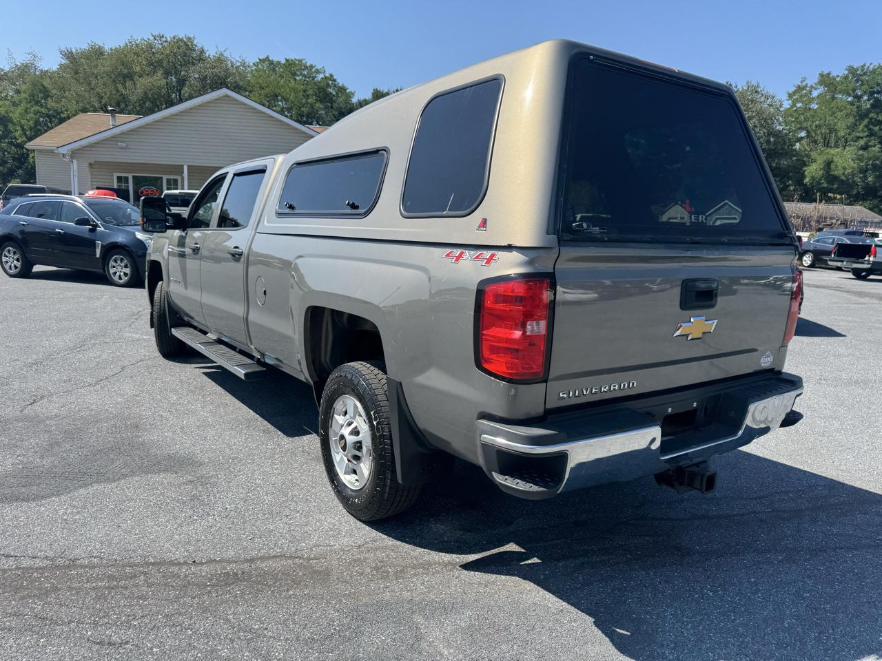 Chevrolet Silverado photo 33