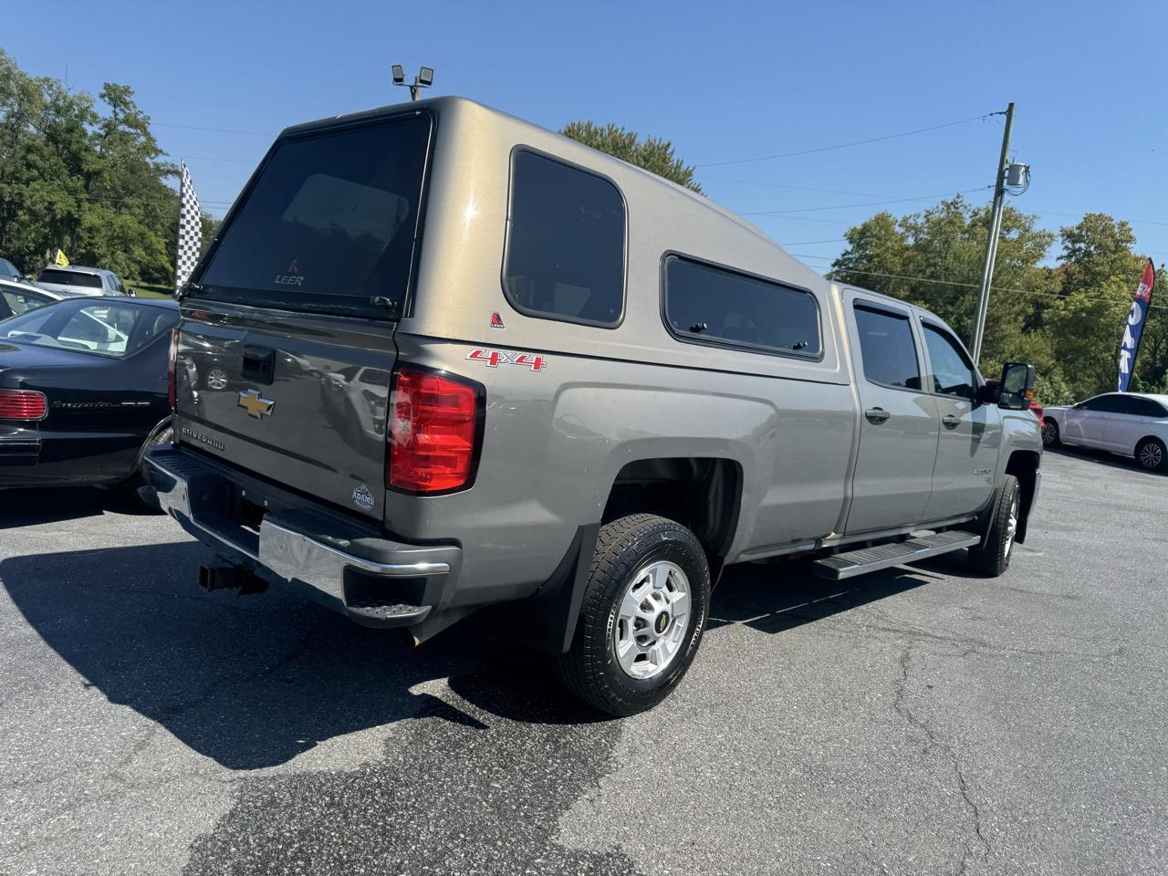 Chevrolet Silverado photo 36