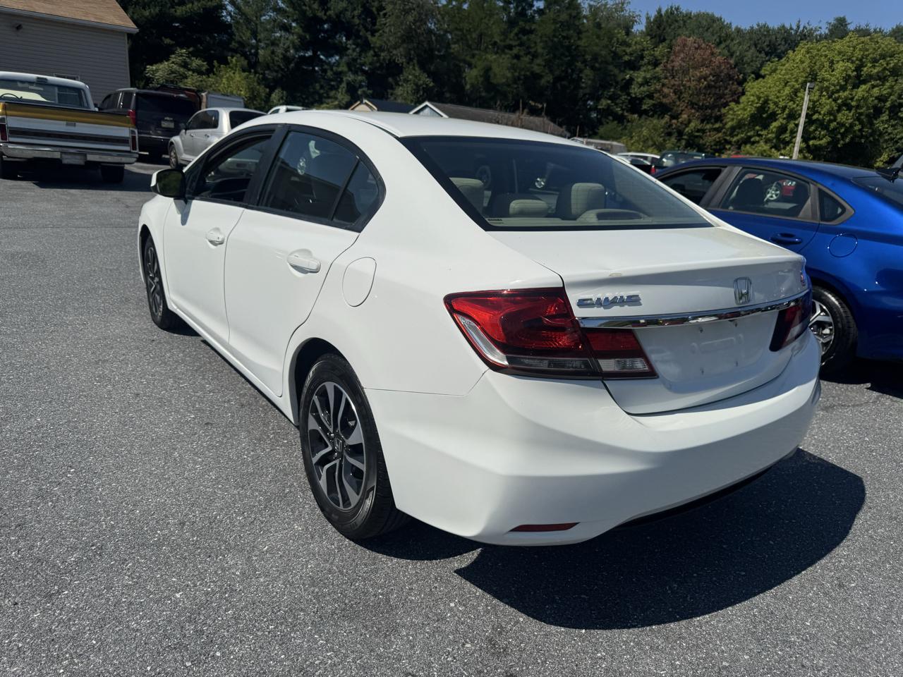 Honda Civic photo 37