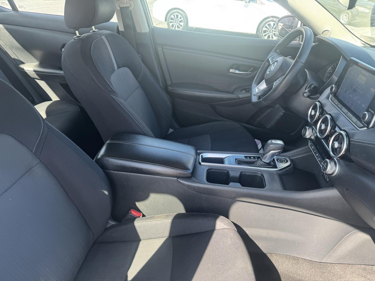 Nissan Sentra SV CVT 2020