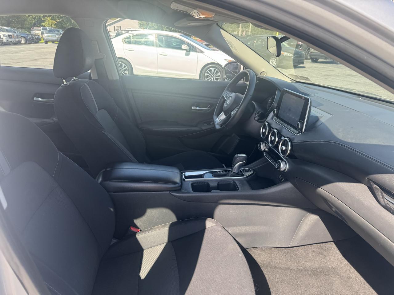 Nissan Sentra SV CVT 2020