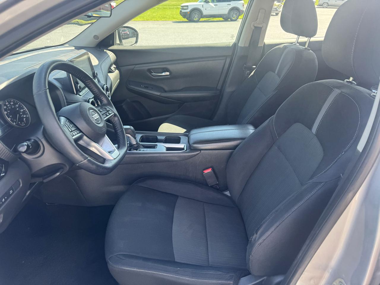 Nissan Sentra SV CVT 2020
