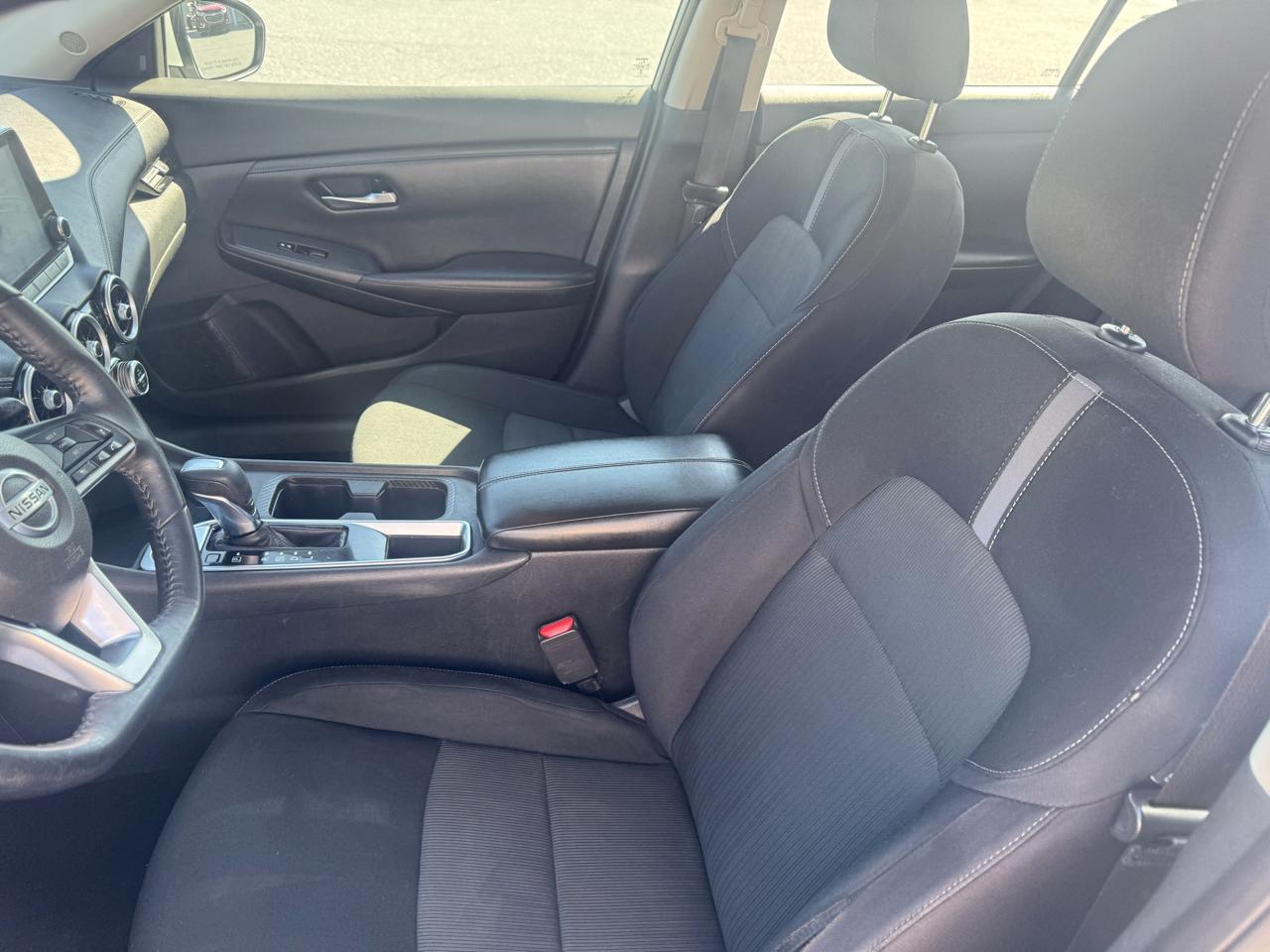Nissan Sentra SV CVT 2020
