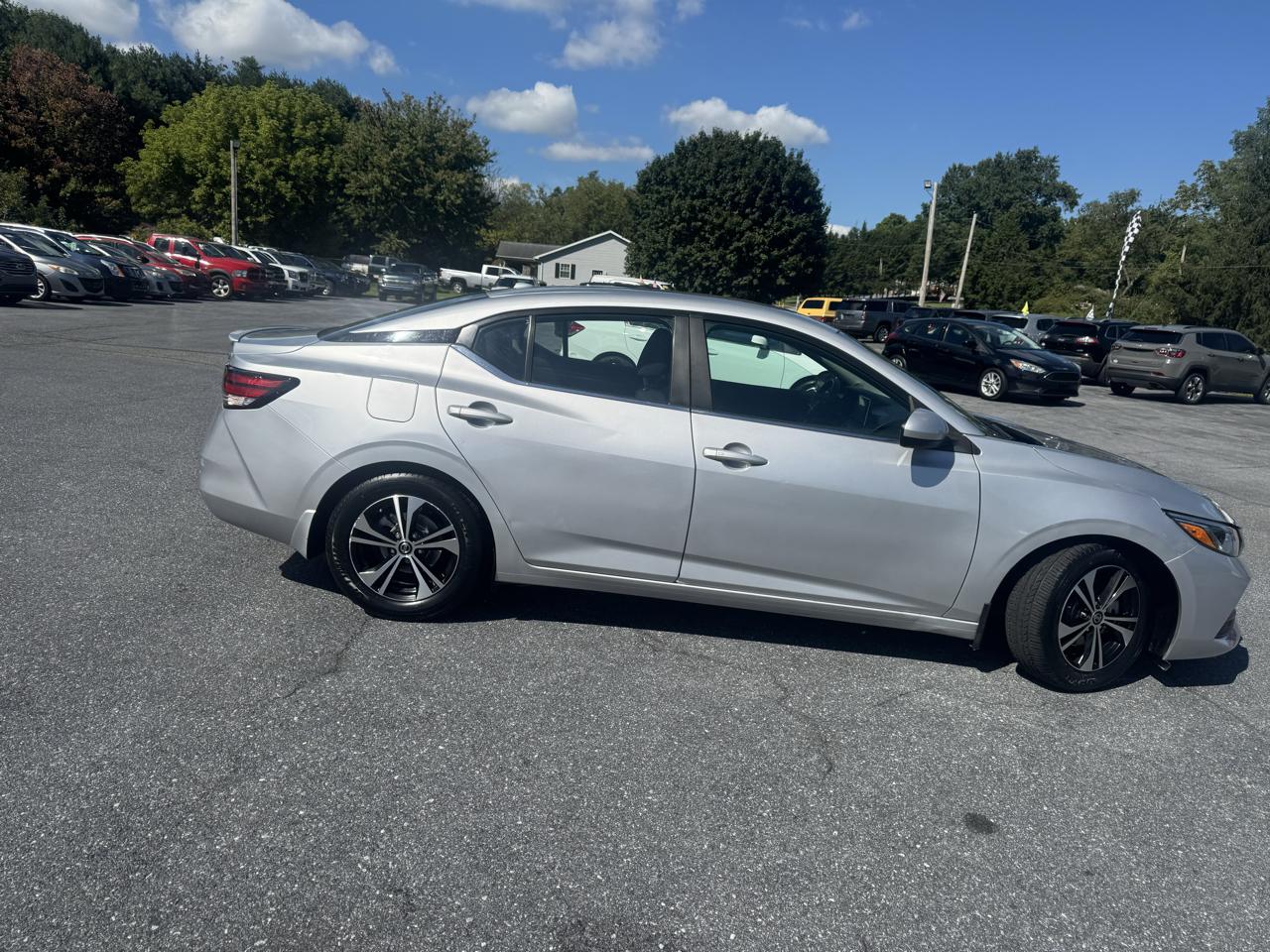 Nissan Sentra SV CVT 2020