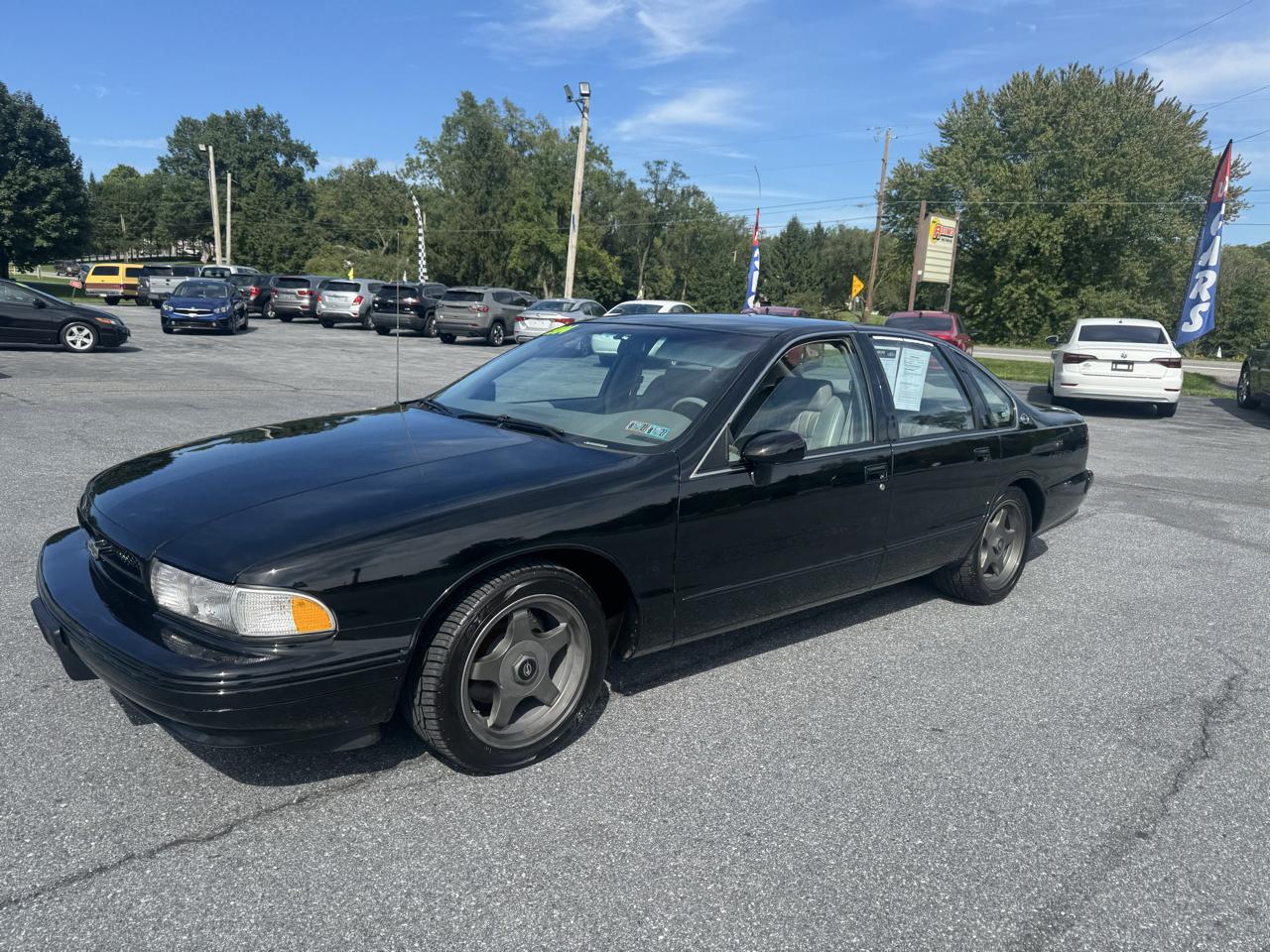 Chevrolet Caprice Classic/Impala SS 4dr Sedan LS 1994