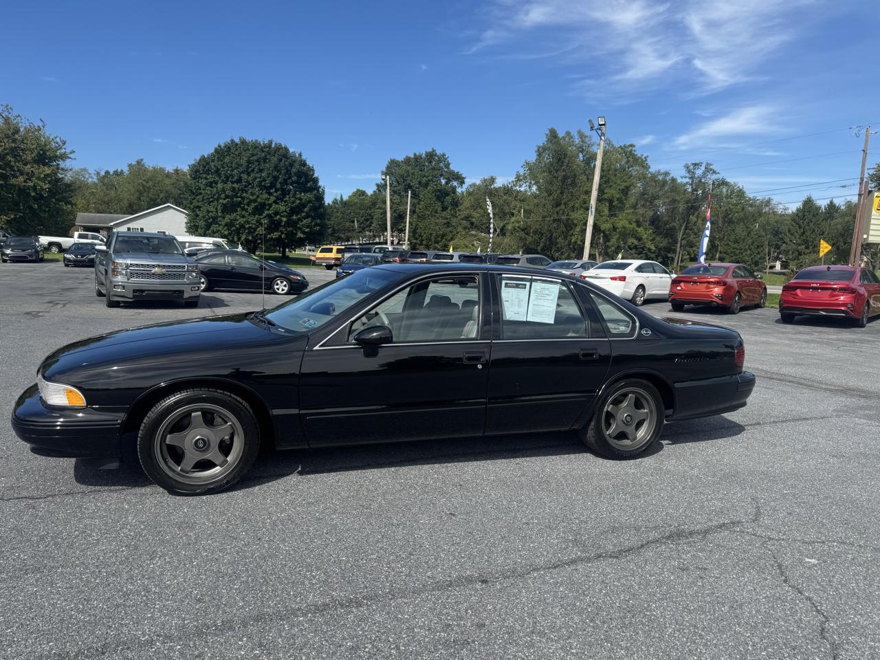 Chevrolet Caprice Classic/Impala SS 4dr Sedan LS 1994