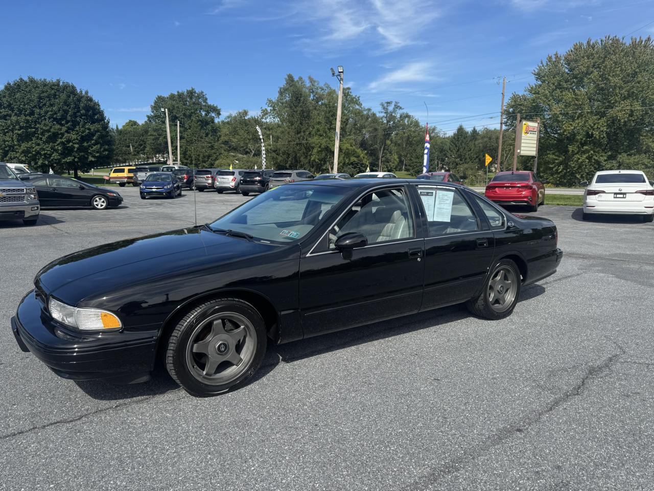 Chevrolet Caprice Classic/Impala SS 4dr Sedan LS 1994