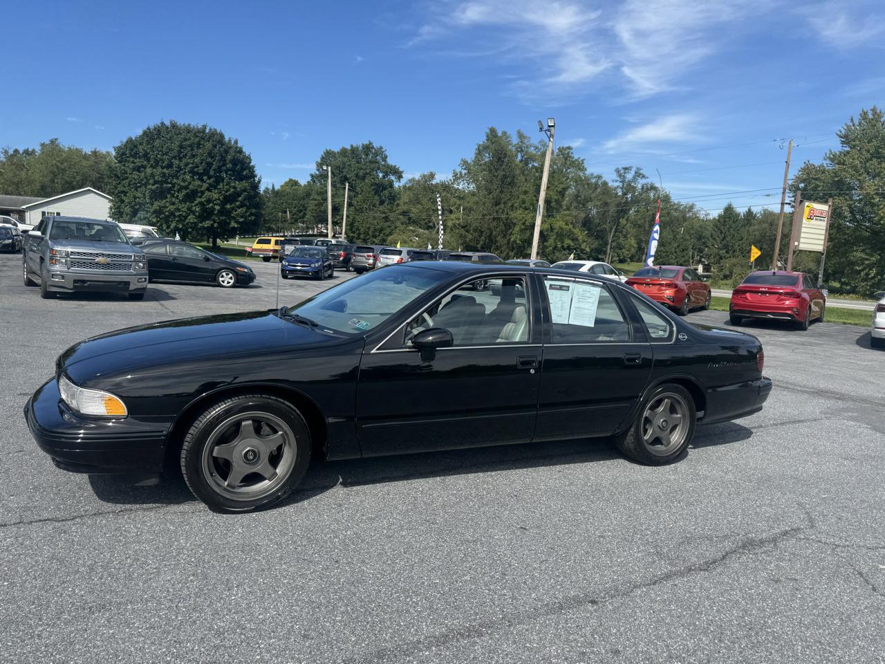 Chevrolet Caprice Classic/Impala SS 4dr Sedan LS 1994