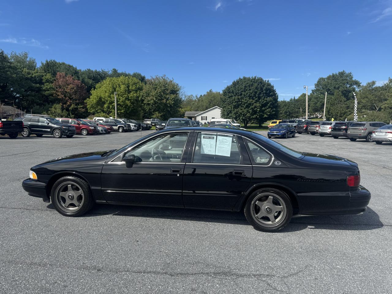 Chevrolet Caprice Classic/Impala SS 4dr Sedan LS 1994
