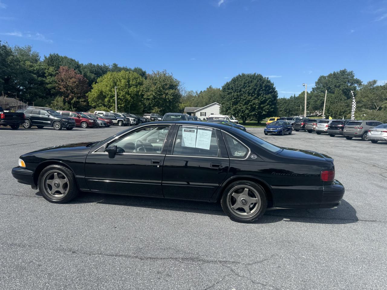 Chevrolet Caprice Classic/Impala SS 4dr Sedan LS 1994