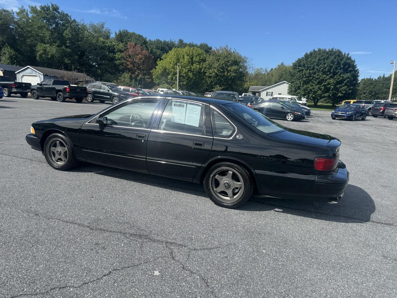Chevrolet Caprice Classic/Impala SS 4dr Sedan LS 1994