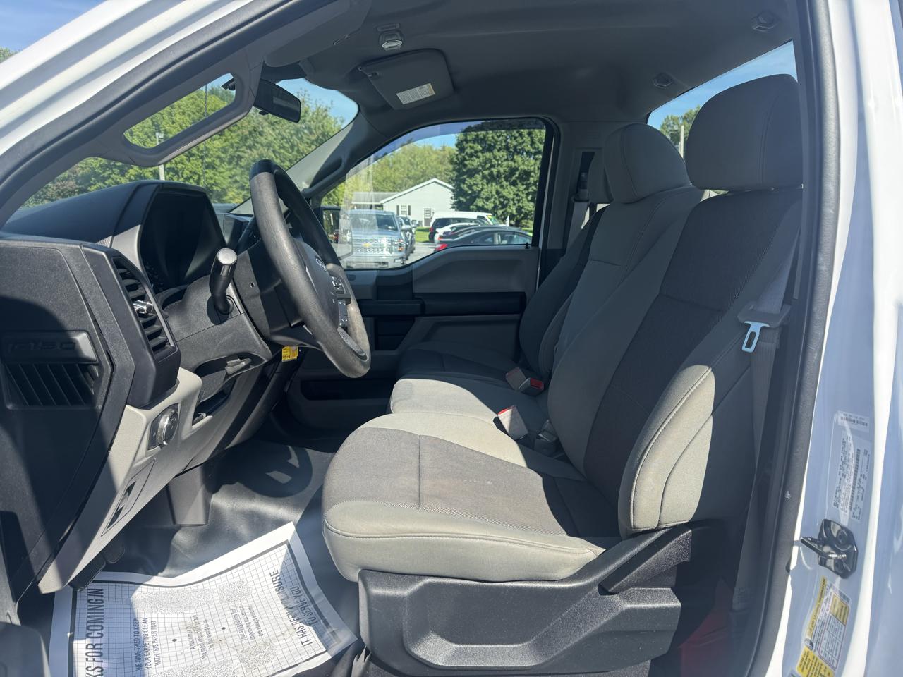 Ford F-150 XLT 4WD Reg Cab 8' Box 2020