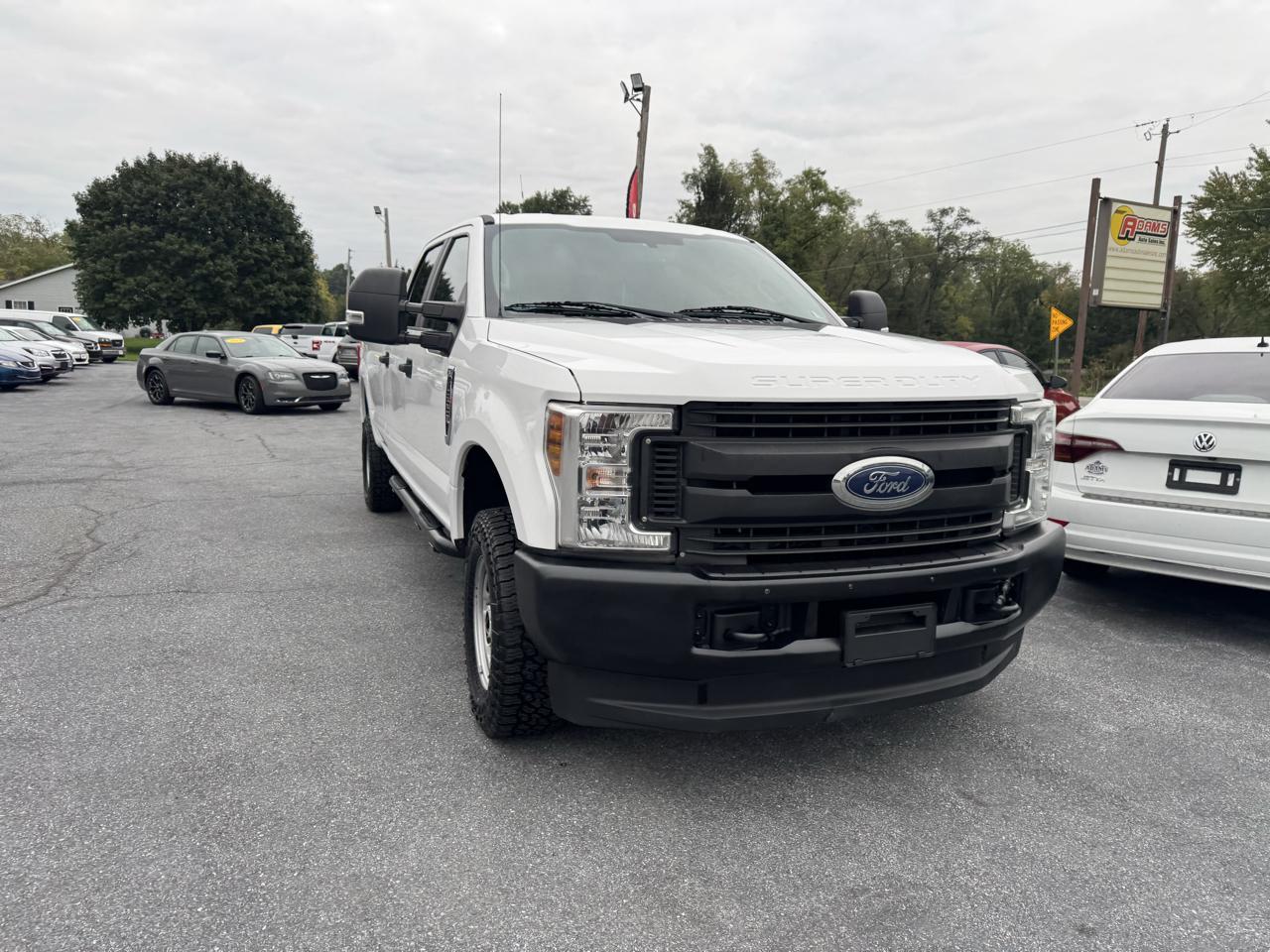 Ford Super Duty F-250 SRW XL 4WD Crew Cab 8' Box 2019