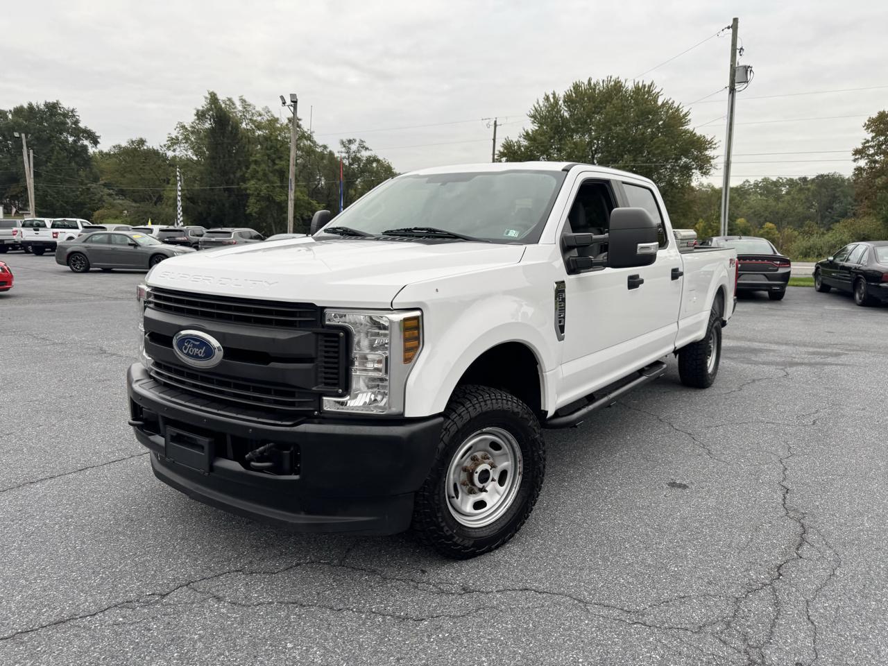 Ford Super Duty F-250 SRW XL 4WD Crew Cab 8' Box 2019
