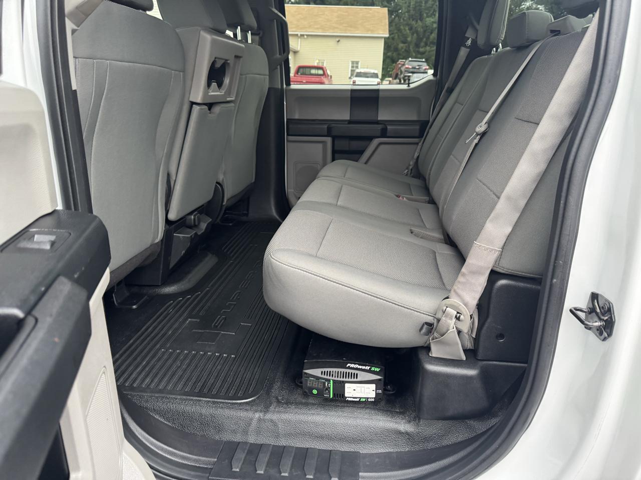 Ford Super Duty F-250 SRW XL 4WD Crew Cab 8' Box 2019