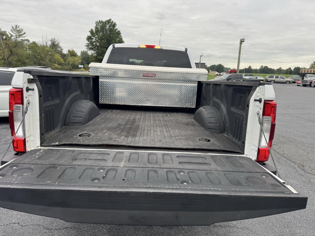 Ford Super Duty F-250 SRW XL 4WD Crew Cab 8' Box 2019