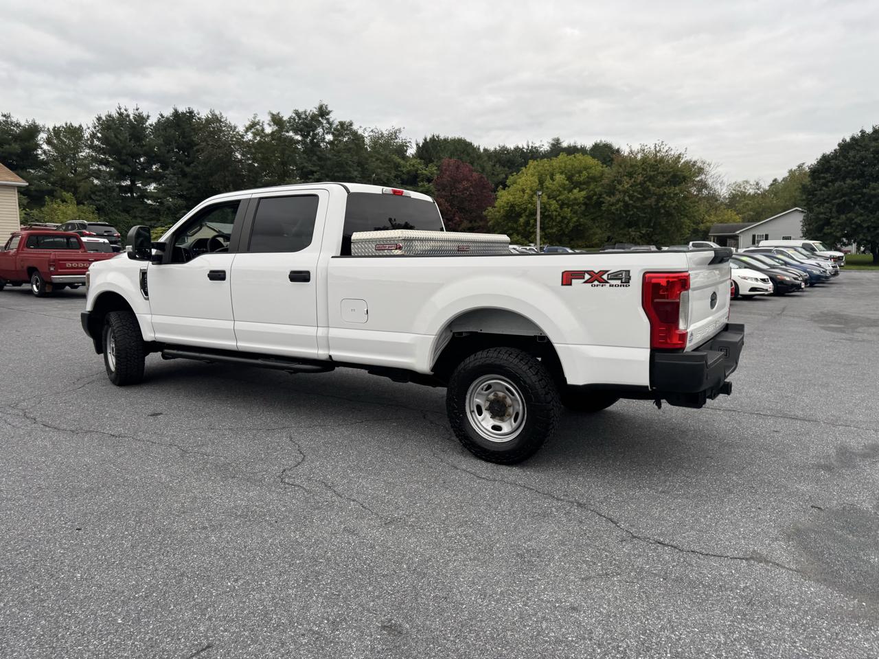 Ford Super Duty F-250 SRW XL 4WD Crew Cab 8' Box 2019
