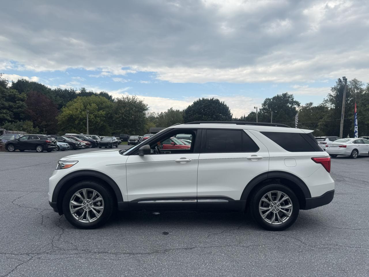 Ford Explorer XLT 4WD 2020