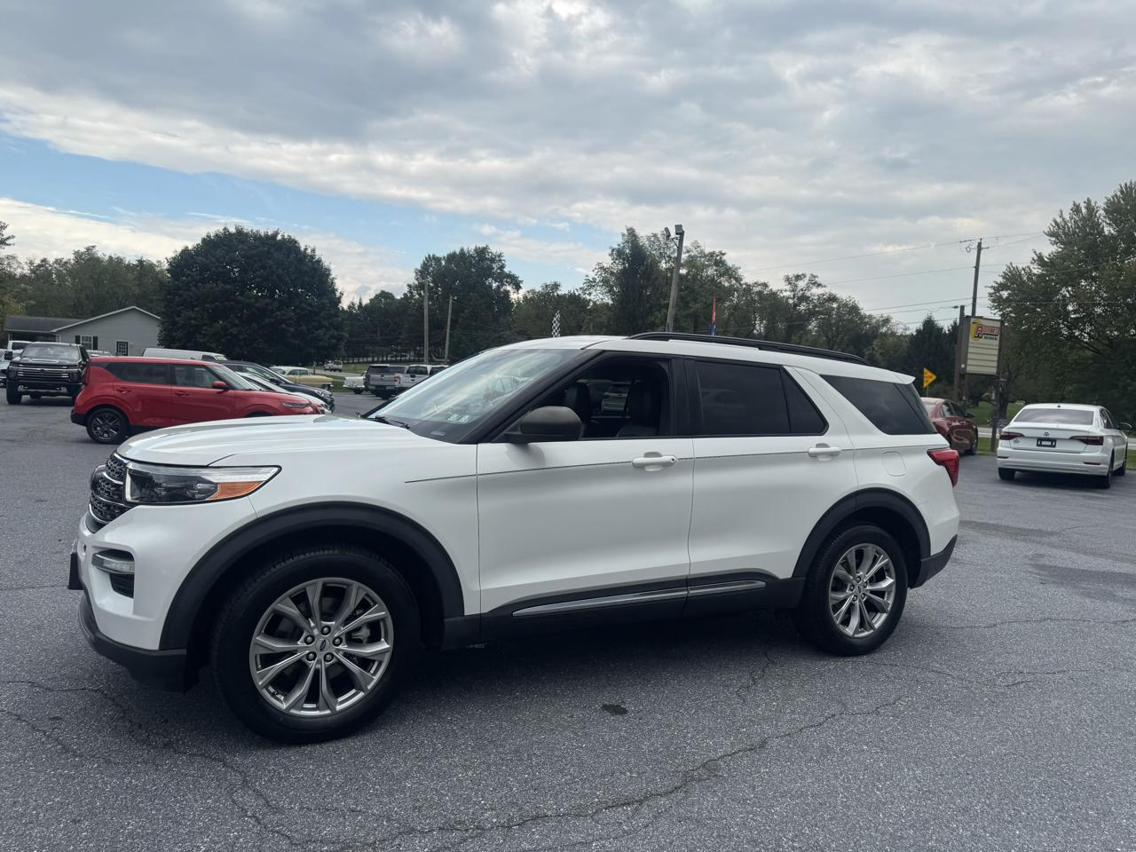 Ford Explorer XLT 4WD 2020
