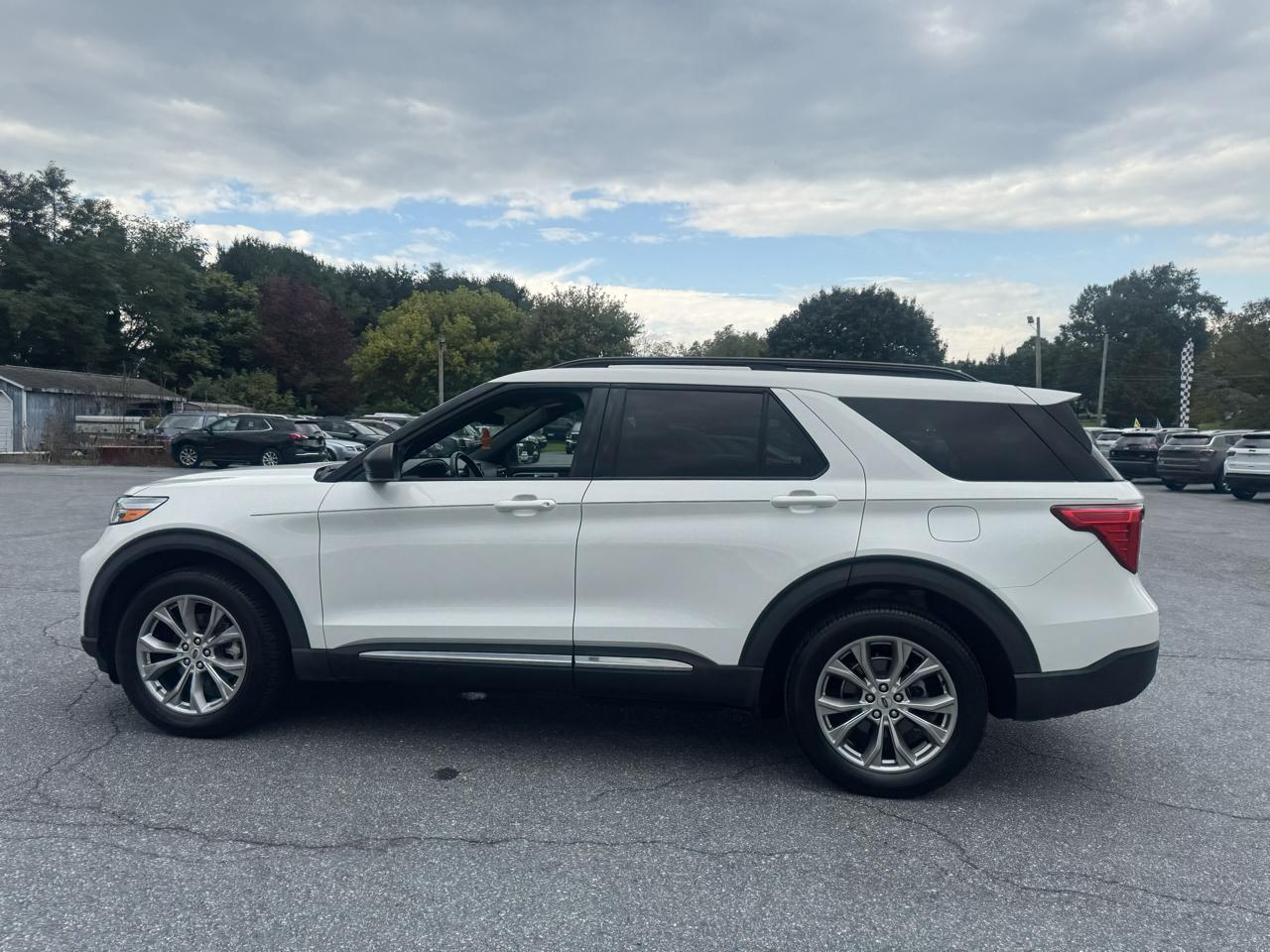 Ford Explorer XLT 4WD 2020