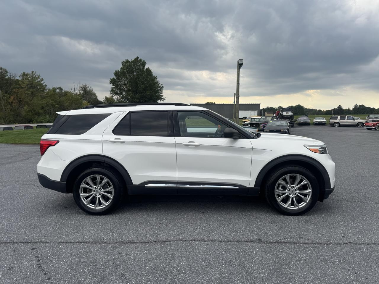 Ford Explorer XLT 4WD 2020