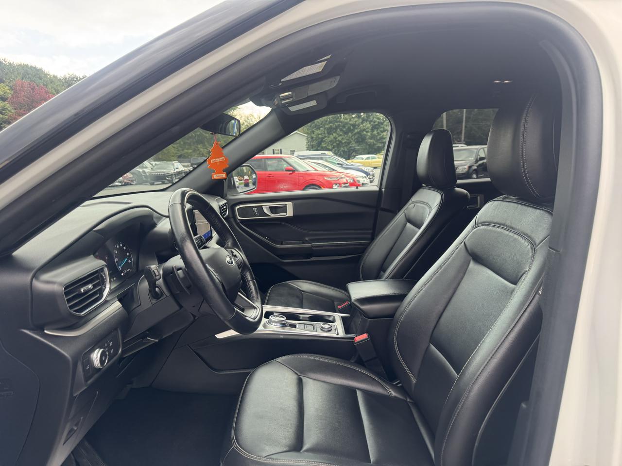 Ford Explorer XLT 4WD 2020