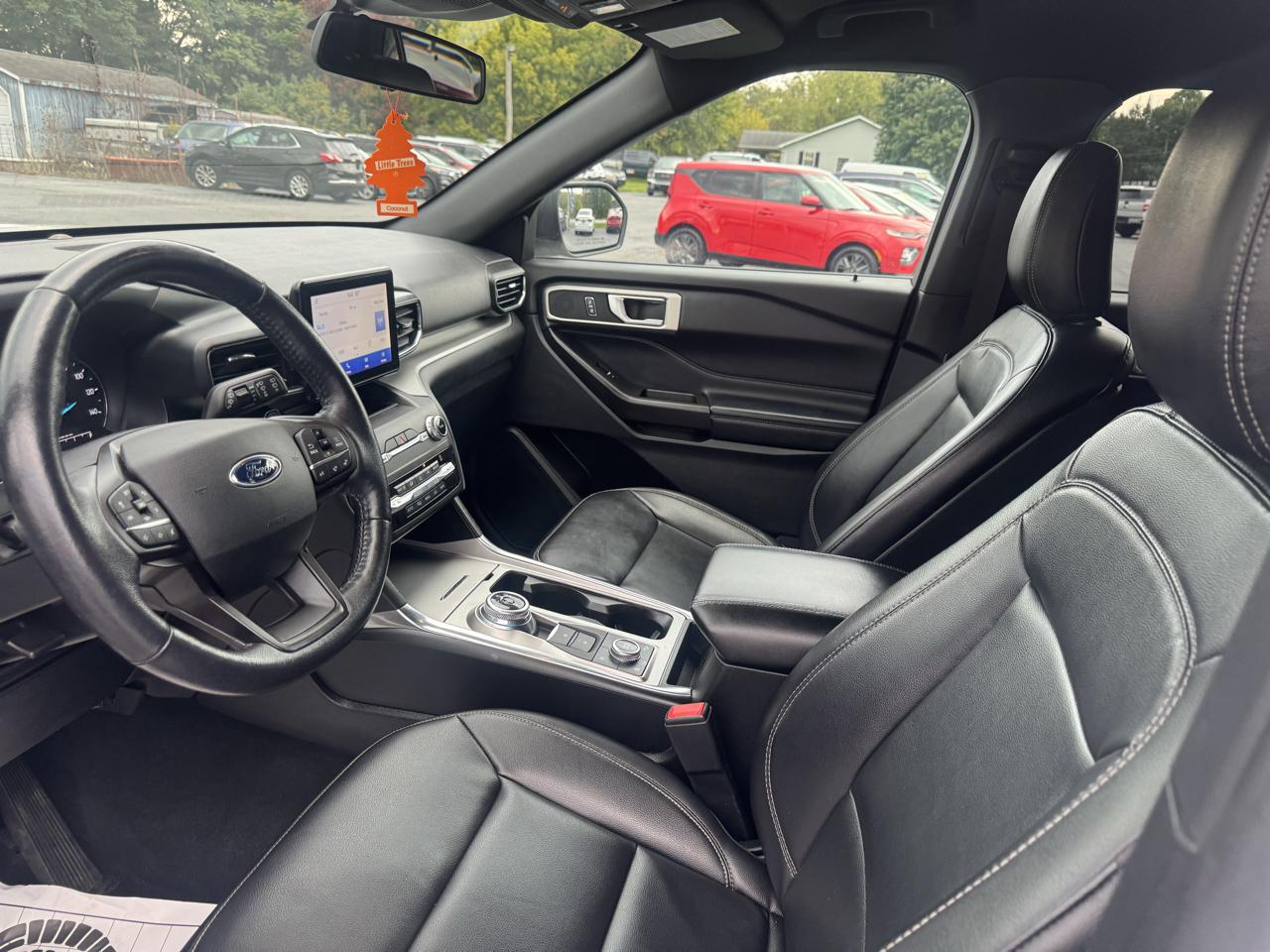 Ford Explorer XLT 4WD 2020