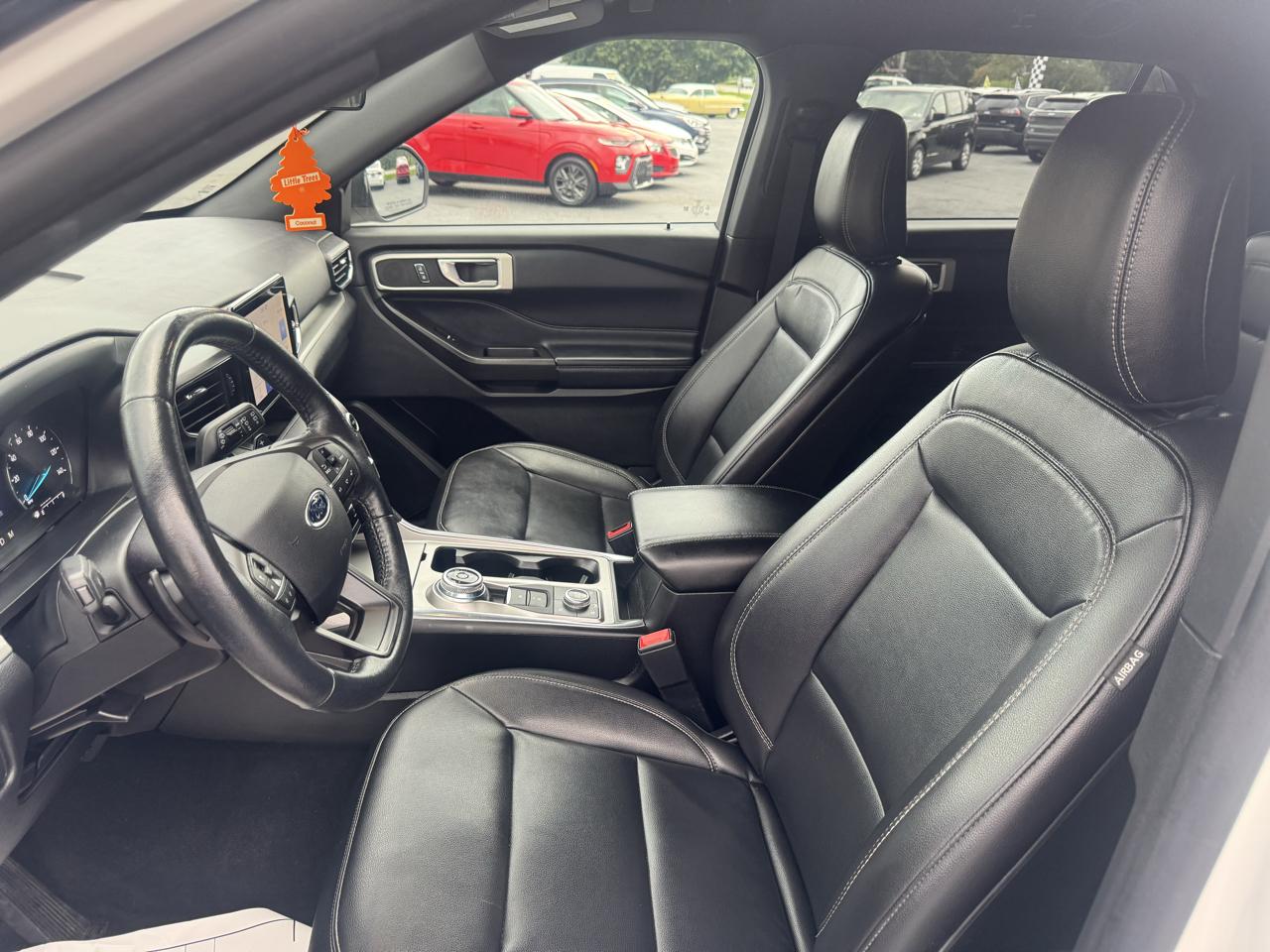 Ford Explorer XLT 4WD 2020