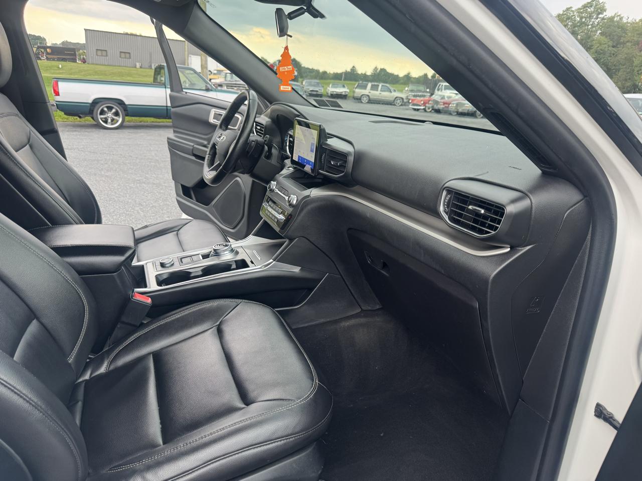 Ford Explorer XLT 4WD 2020