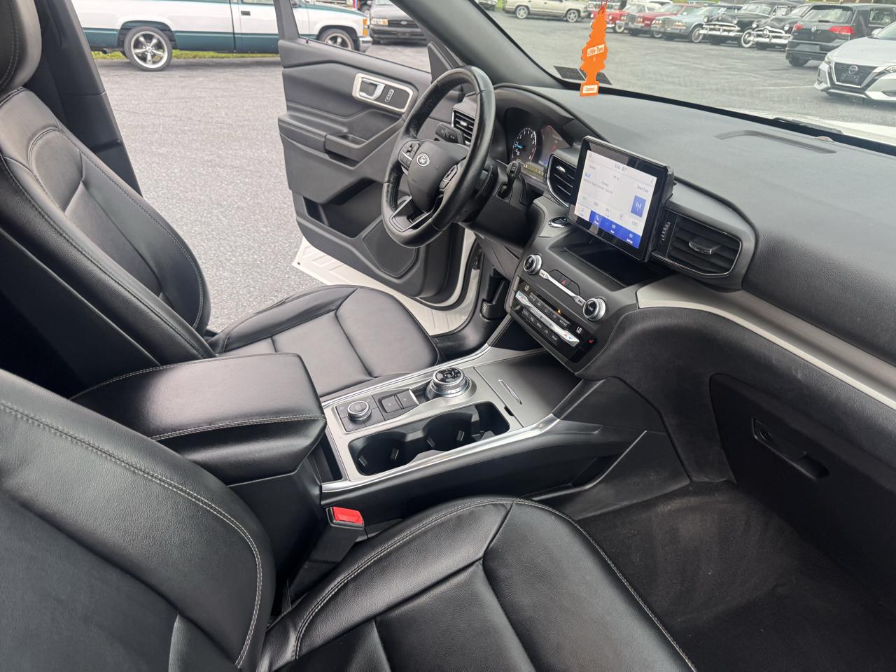 Ford Explorer XLT 4WD 2020
