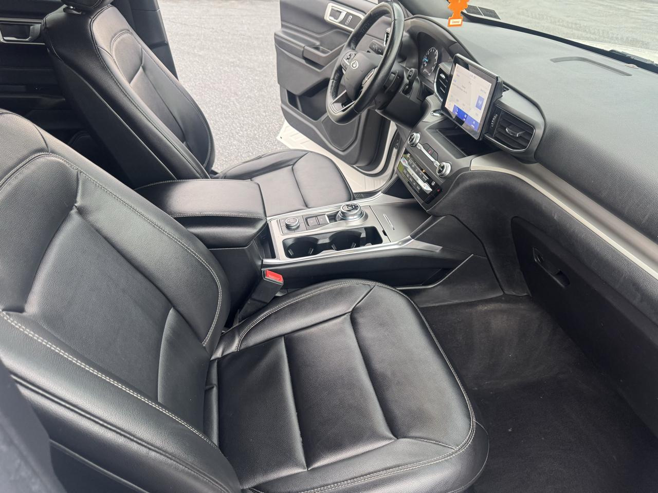 Ford Explorer XLT 4WD 2020