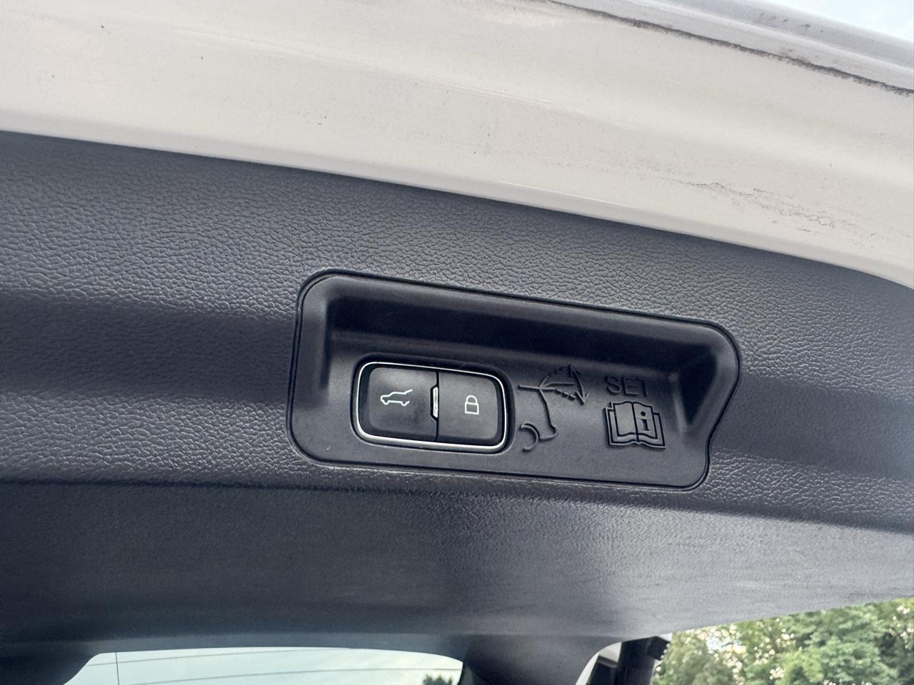 Ford Explorer XLT 4WD 2020