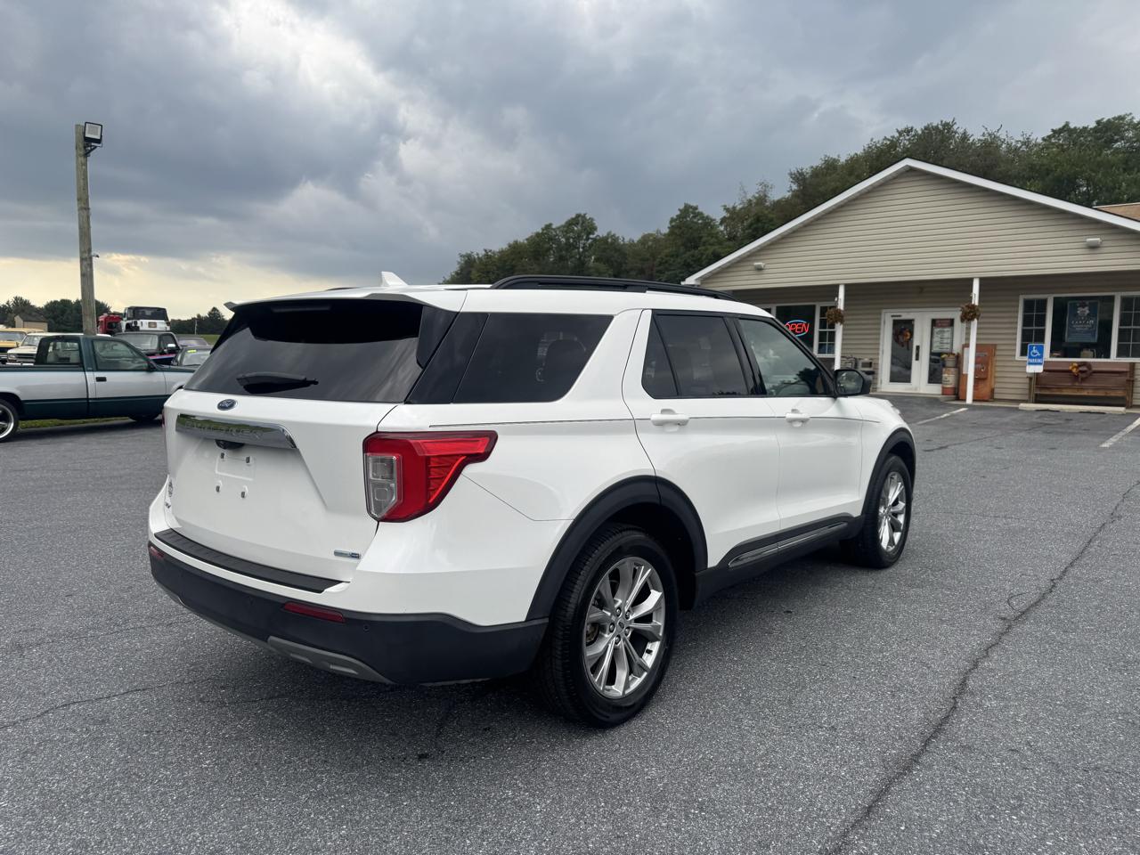 Ford Explorer XLT 4WD 2020