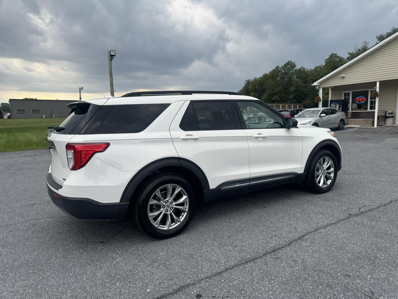 Ford Explorer XLT 4WD 2020
