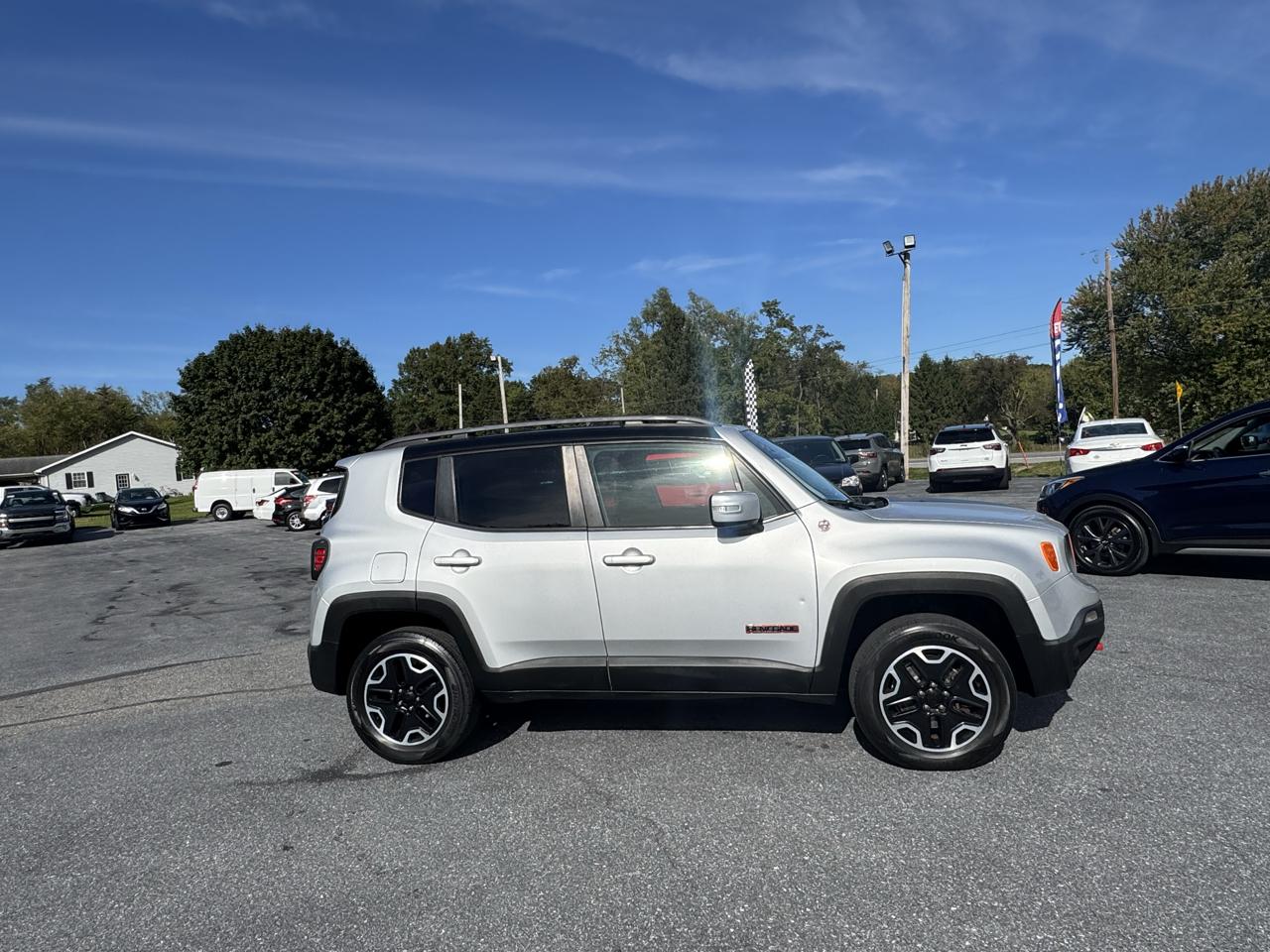 Jeep Renegade photo 3