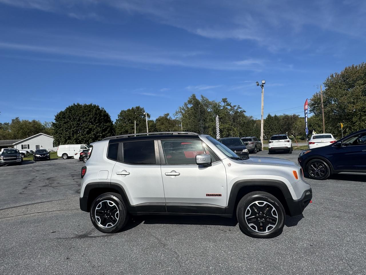 Jeep Renegade photo 13