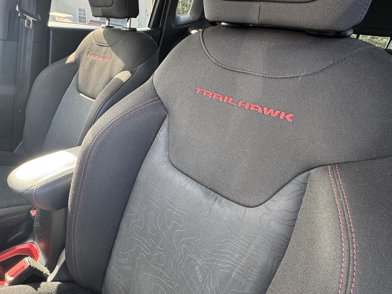 Jeep Renegade photo 29