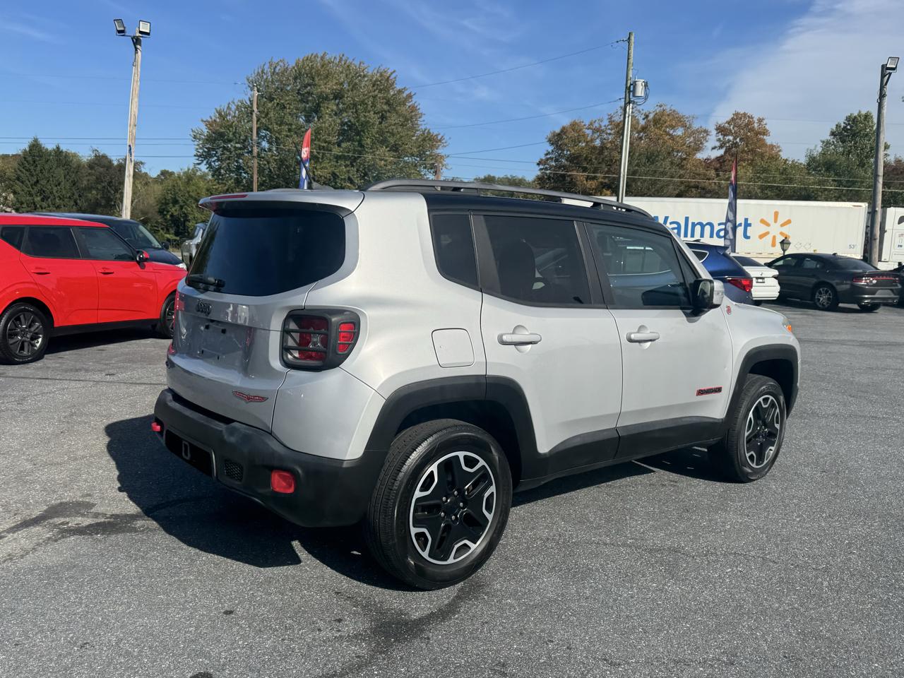 Jeep Renegade photo 36