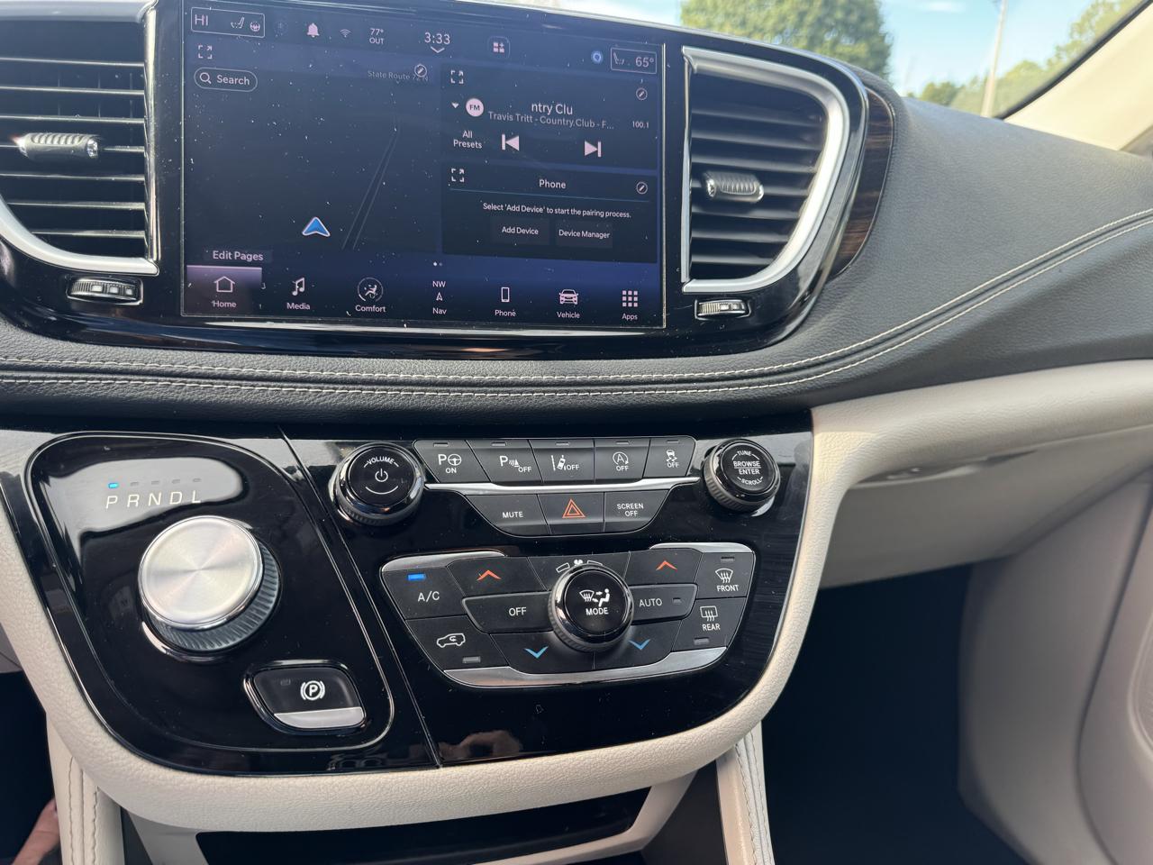 Chrysler Pacifica Limited FWD 2022