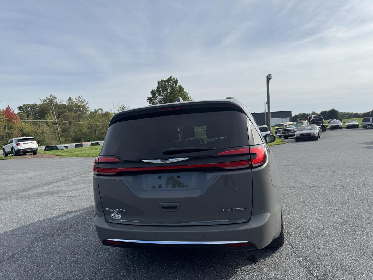 Chrysler Pacifica Limited FWD 2022