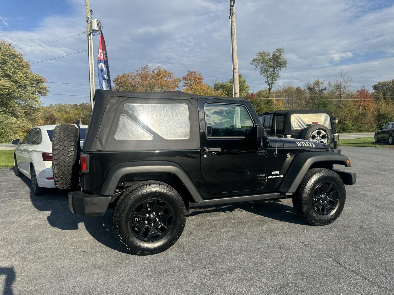 Jeep Wrangler 4WD 2dr Willys Wheeler 2016