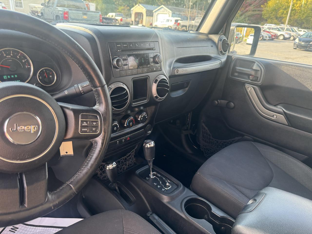 Jeep Wrangler 4WD 2dr Willys Wheeler 2016