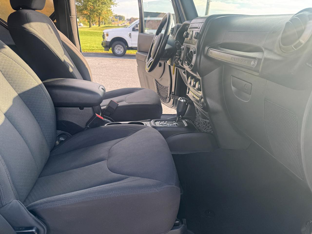 Jeep Wrangler 4WD 2dr Willys Wheeler 2016
