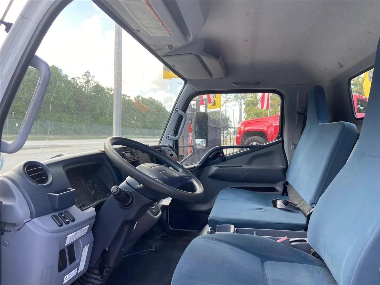 Mitsubishi Fuso FE  2013