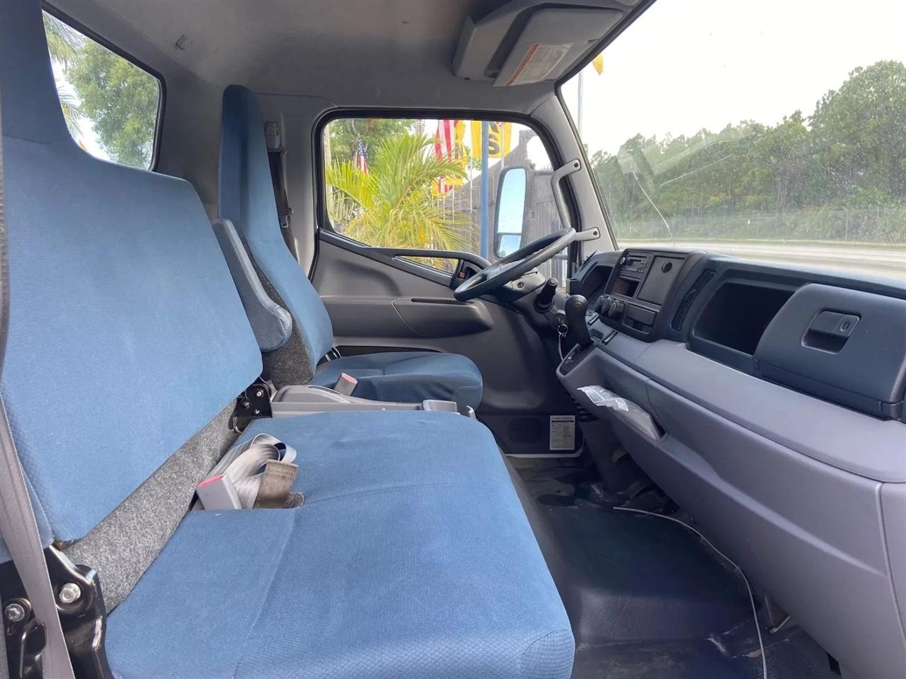 Mitsubishi Fuso FE  2013