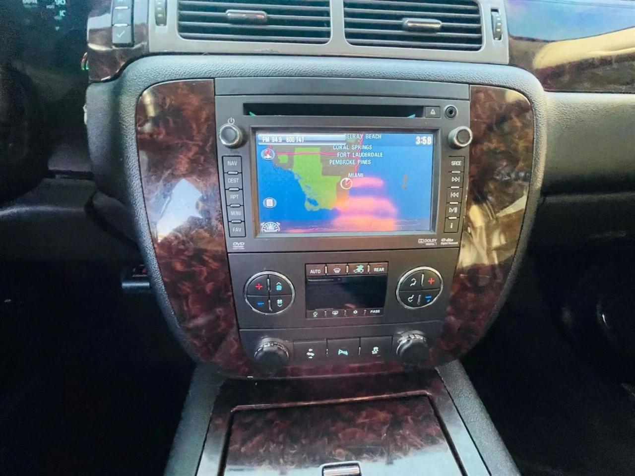 GMC Yukon Denali 4WD 2012